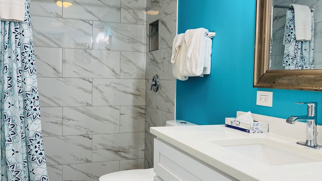 Photo of Bathroom in Estate Golden Rock