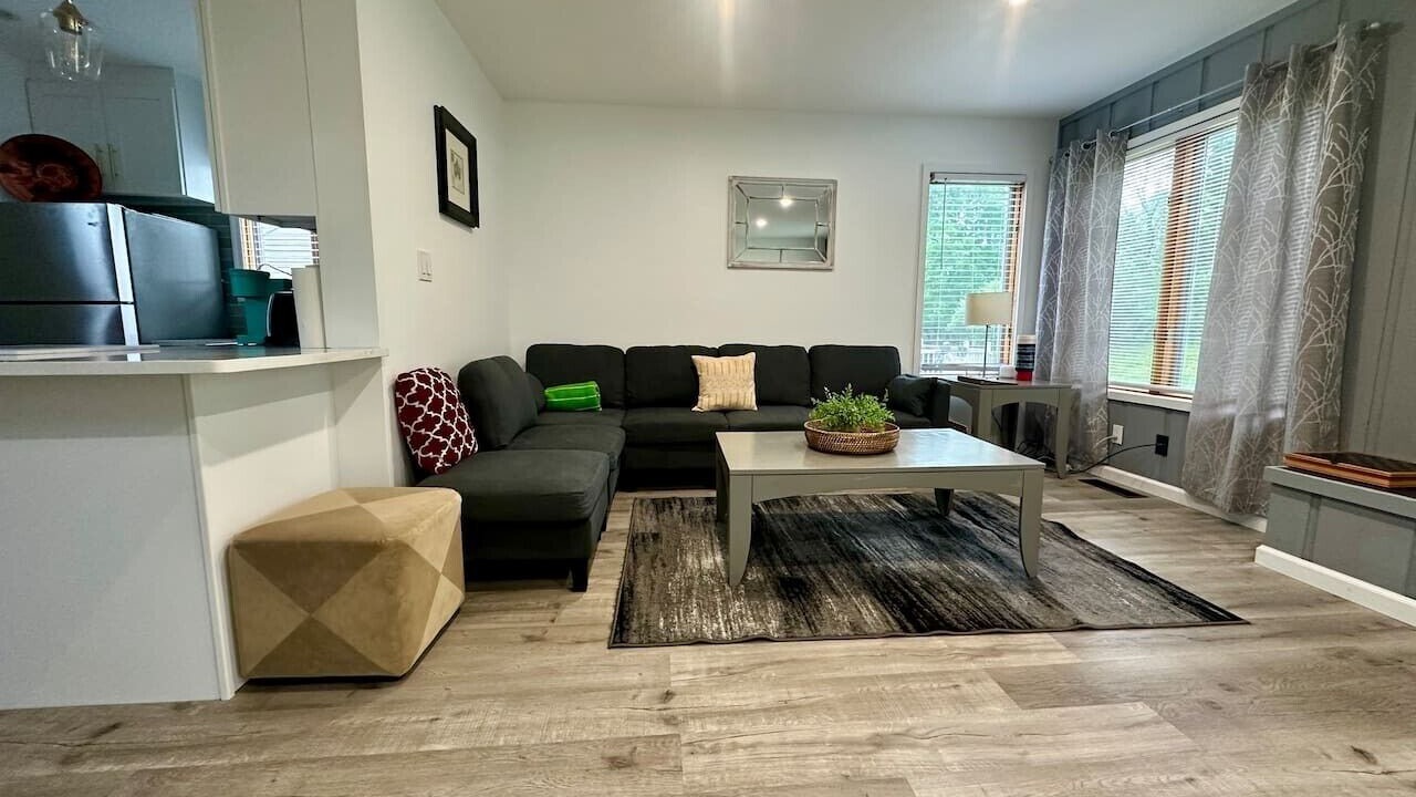Photo of Livingroom in East Stroudsburg