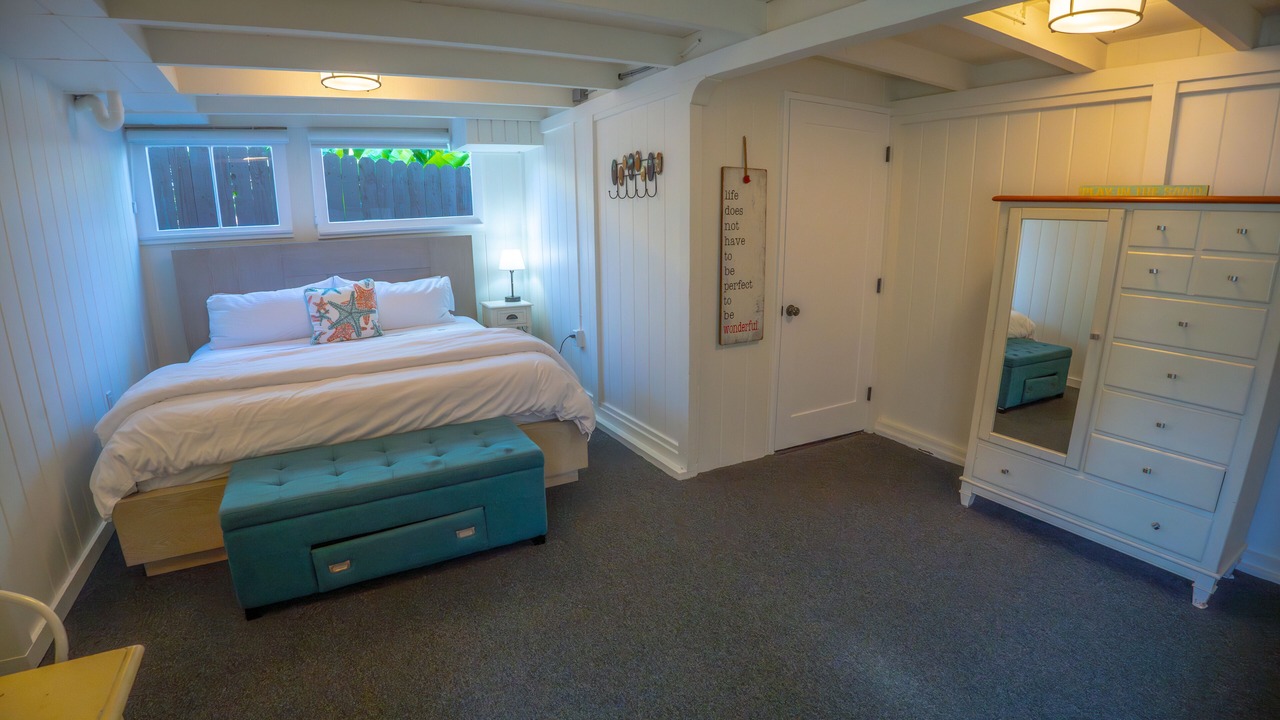 Photo of Bedroom in Laguna Beach