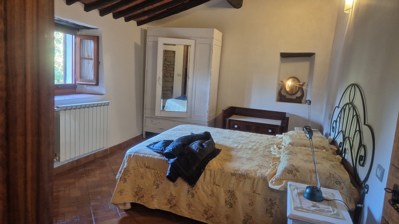 Photo of Bedroom in Molezzano