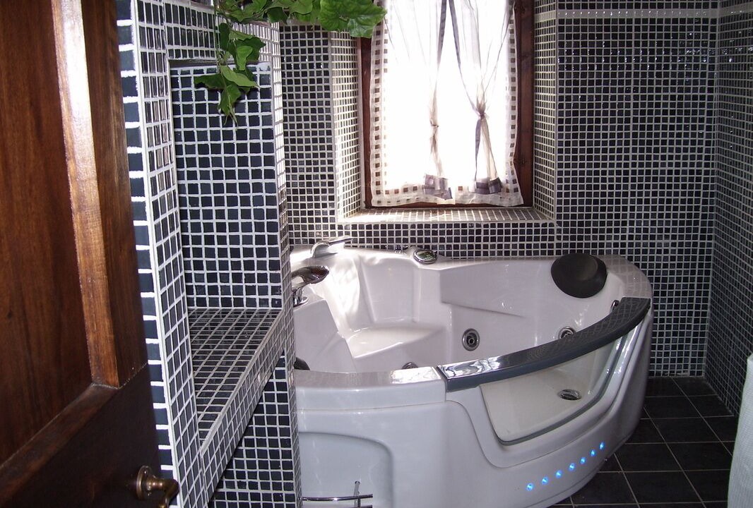 Photo of Bathroom in Molezzano