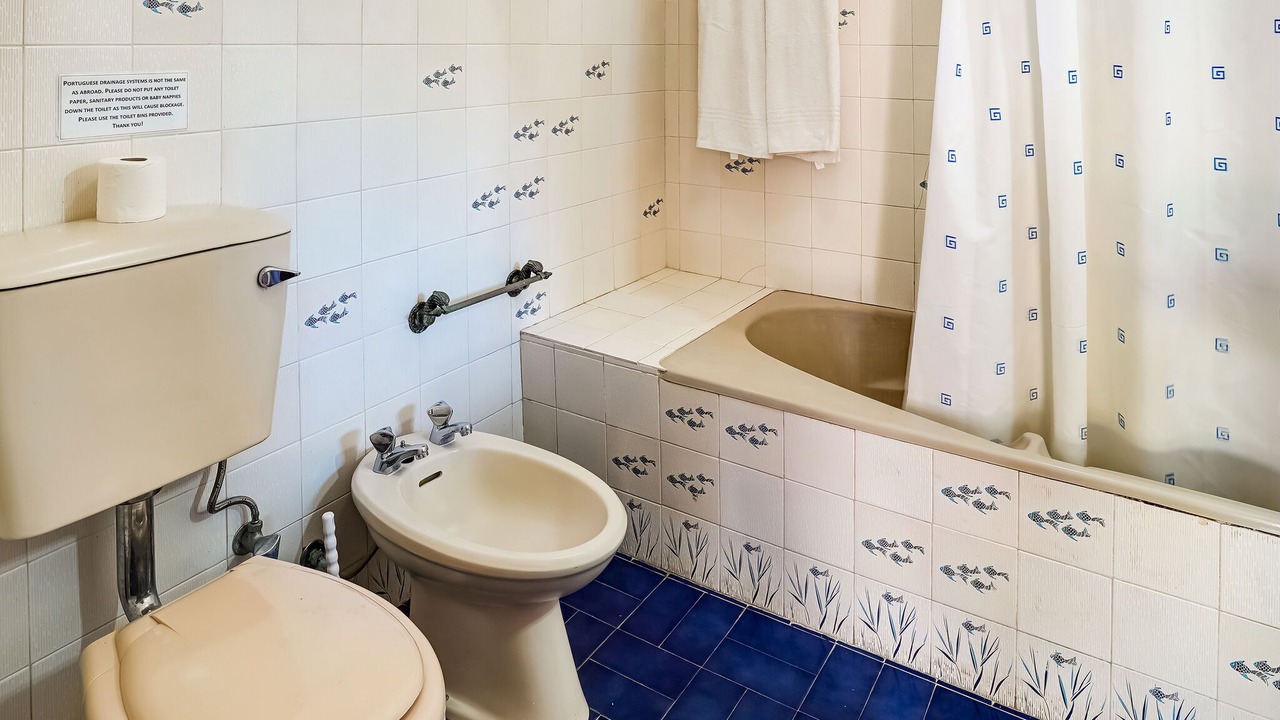 Photo of Bathroom in Quarteira