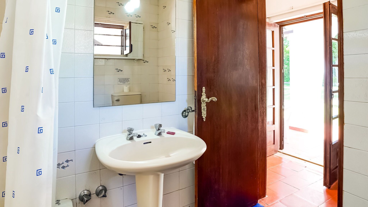 Photo of Bathroom in Quarteira