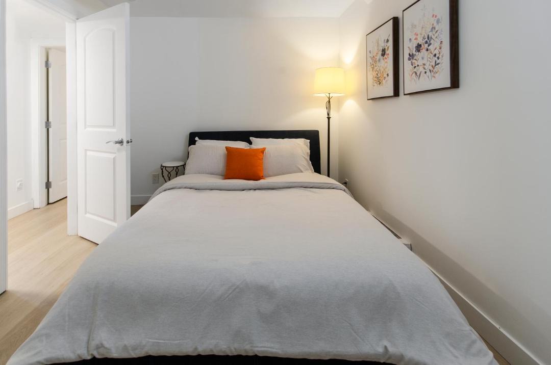 Photo of Bedroom in District of North Vancouver