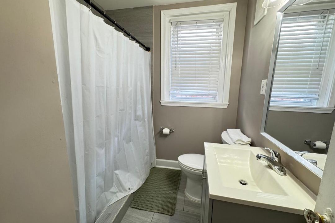 Photo of Bathroom in Anacostia