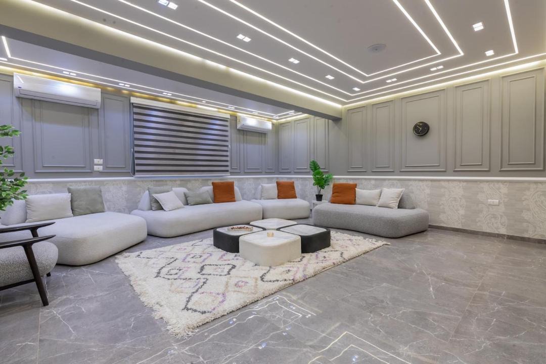 Photo of Livingroom in Al Duqqi
