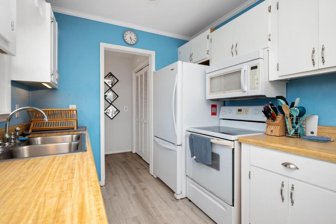 Photo of Kitchen in Oak Island