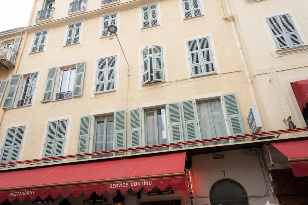 Photo of Others in Carre d'Or