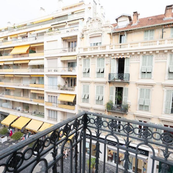 Photo of Others in Carre d'Or