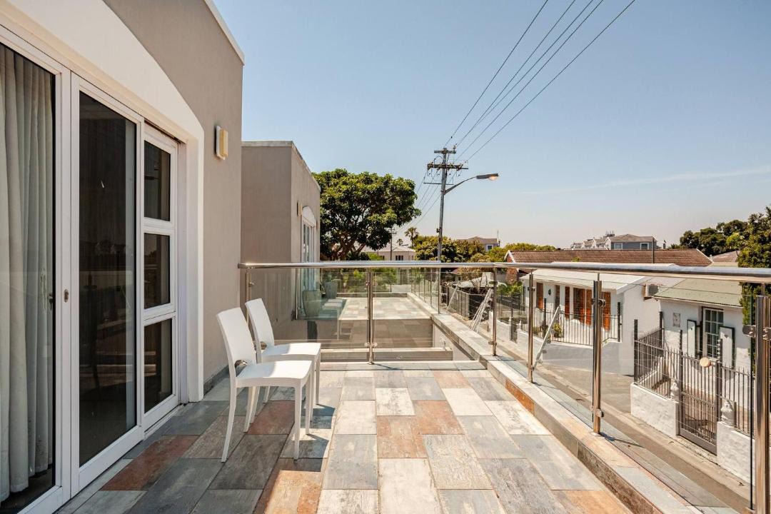 Photo of Patio Balcony in Claremont