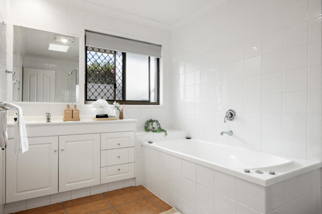 Photo of Bathroom in Broadbeach Waters