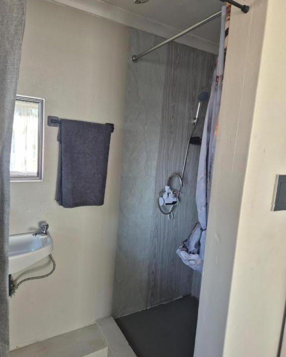 Photo of Bathroom in Greater Johannesburg Metropolitan Area