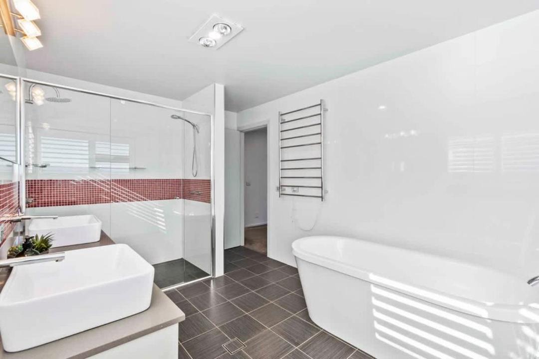 Photo of Bathroom in Long Beach