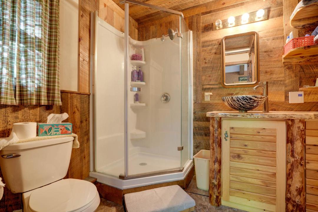 Photo of Bathroom in Park Rapids