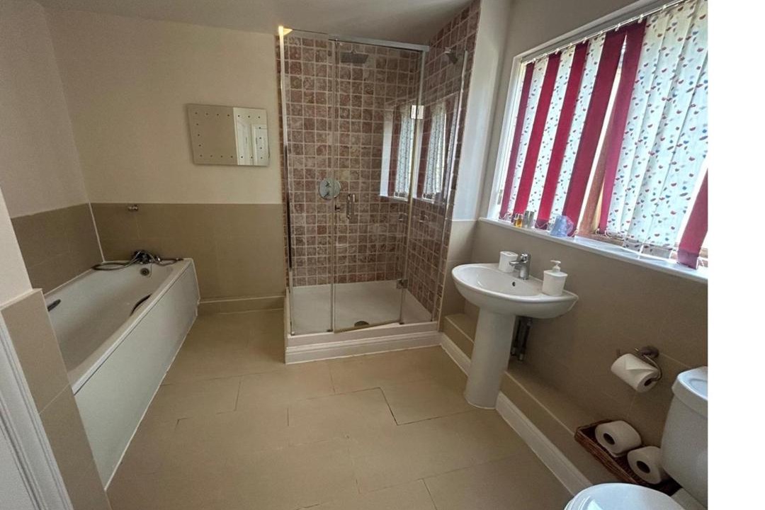 Photo of Bathroom in Witney