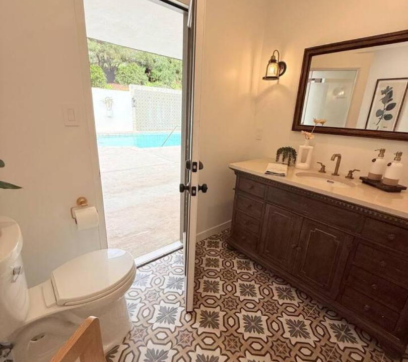 Photo of Bathroom in Meiners Oaks