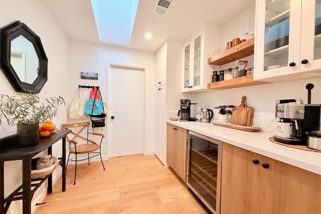Photo of Kitchen in Meiners Oaks