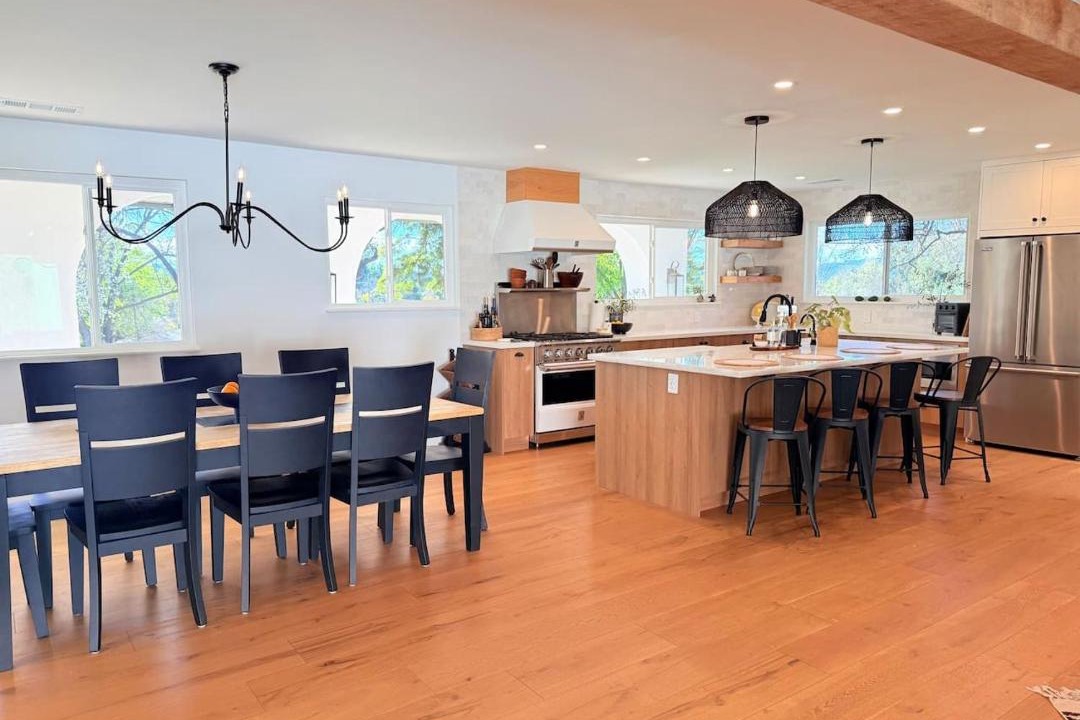 Photo of Kitchen in Meiners Oaks