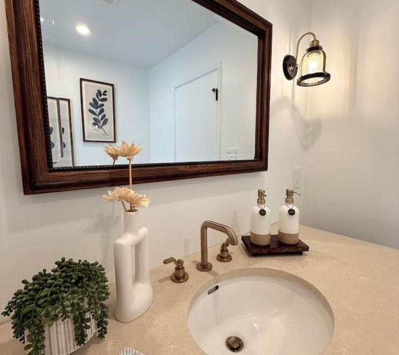 Photo of Bathroom in Meiners Oaks