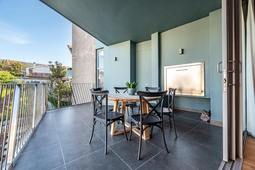 Photo of Patio Balcony in Westcliff