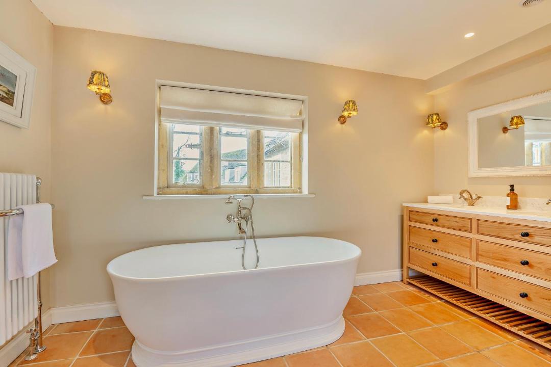 Photo of Bathroom in Whichford