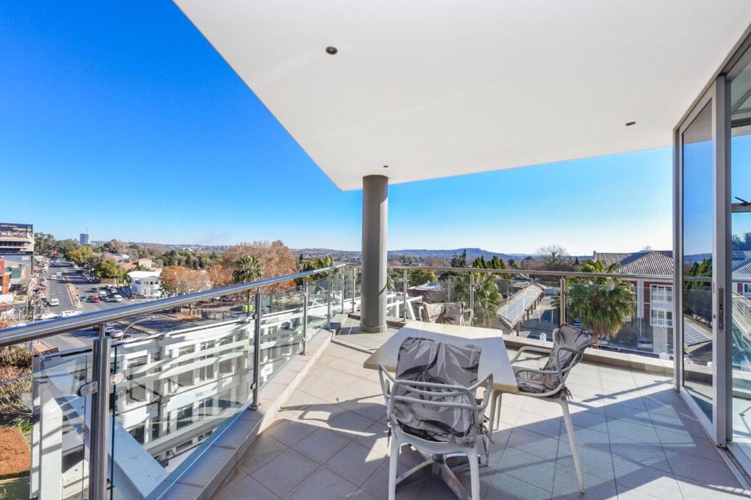 Photo of Patio Balcony in Greater Johannesburg Metropolitan Area
