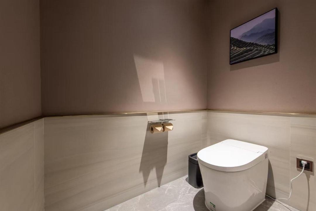 Photo of Bathroom in Central Business District