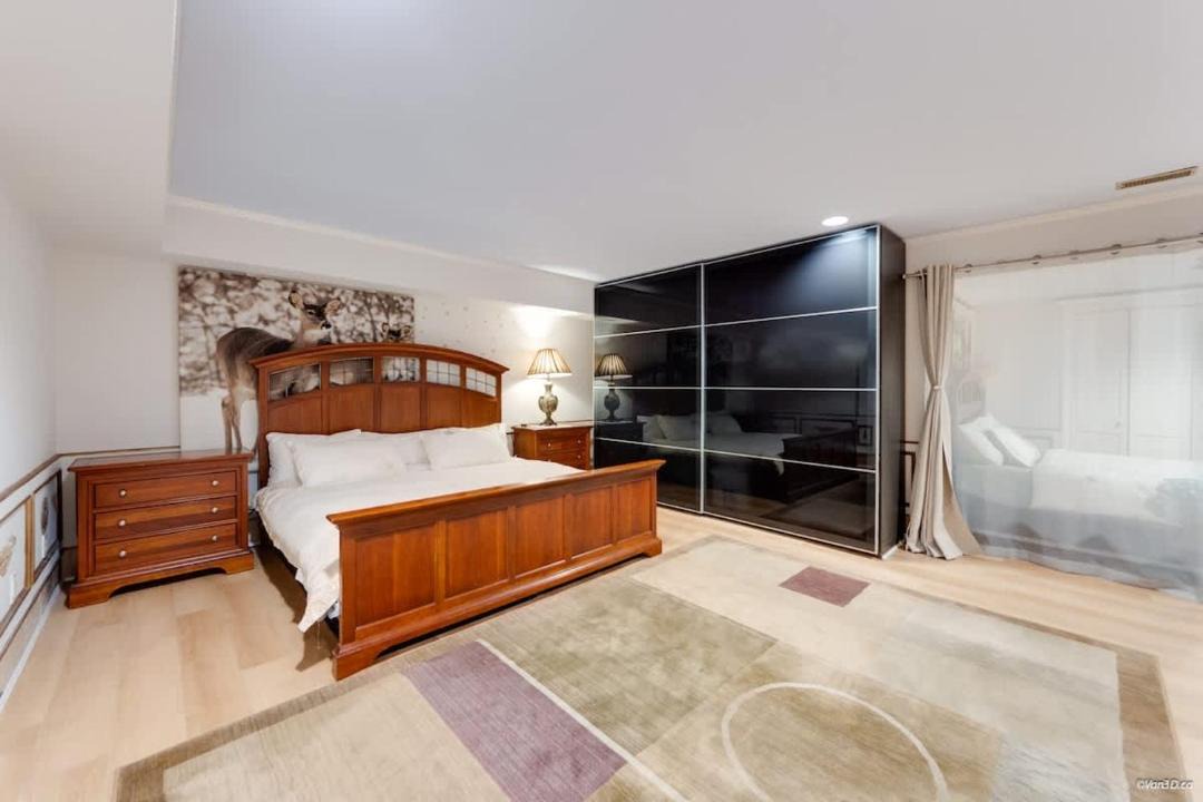 Photo of Bedroom in Anmore