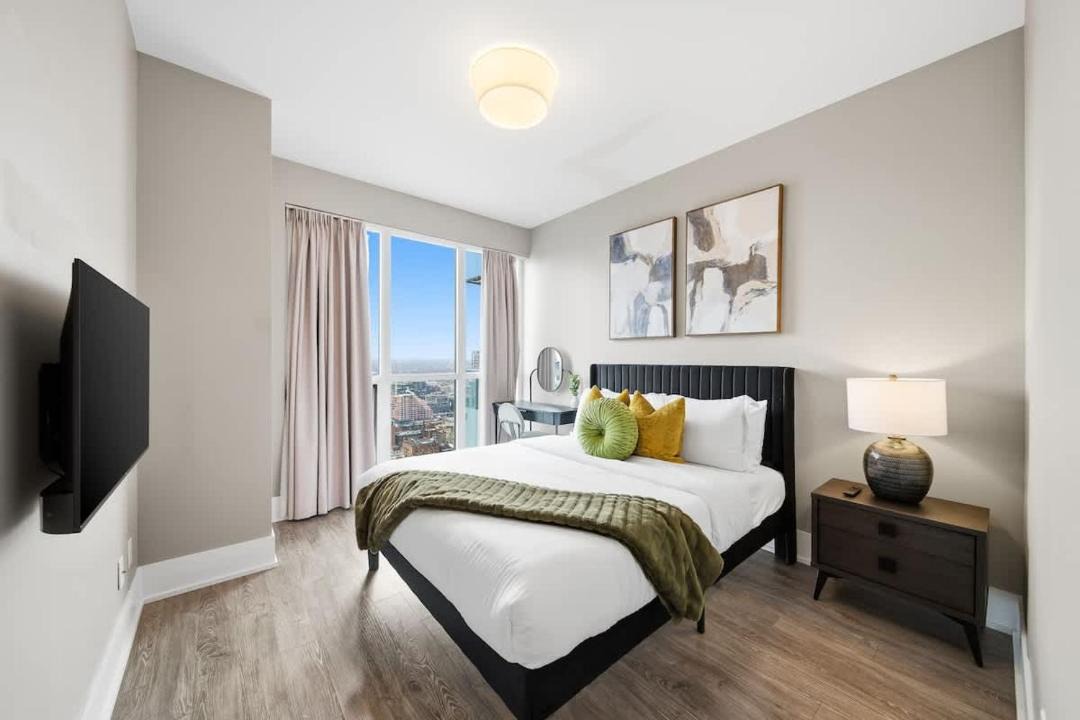 Photo of Bedroom in Toronto Entertainment District