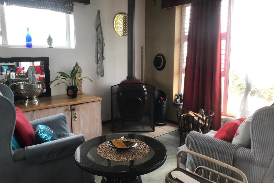 Photo of Livingroom in Pringle Bay