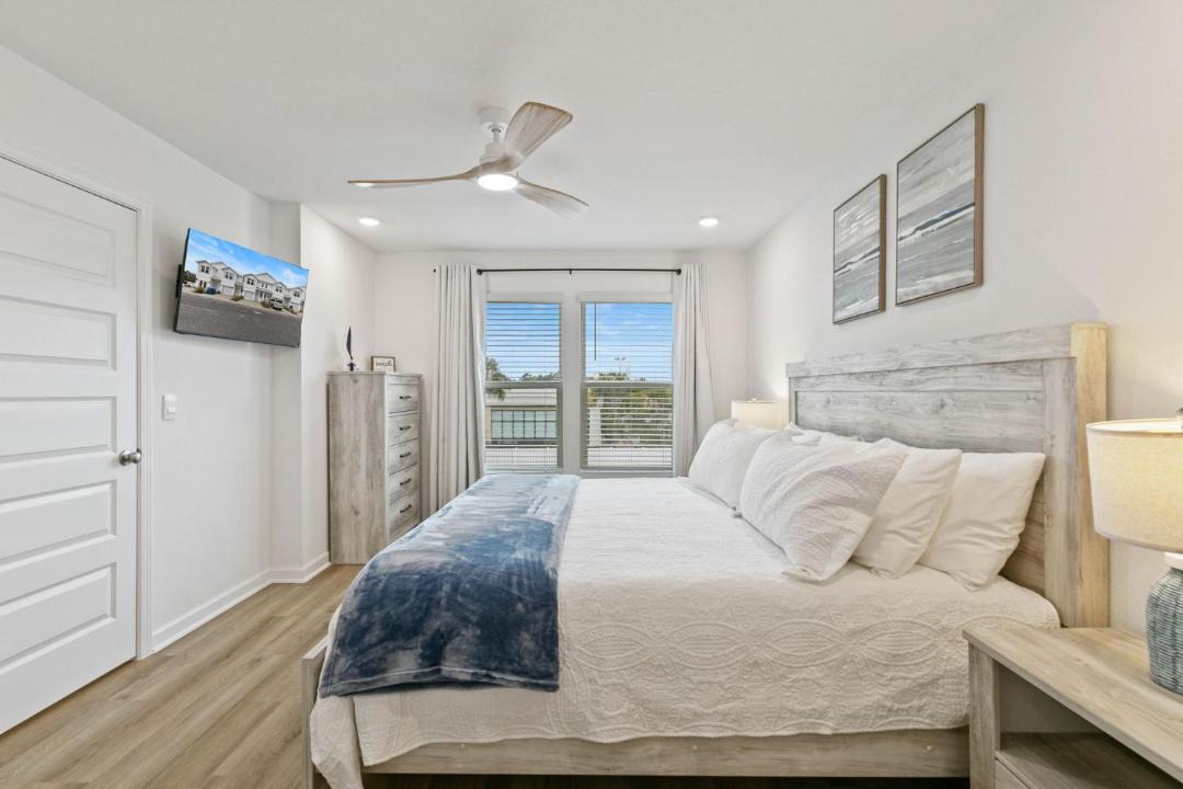 Photo of Bedroom in Orange Beach