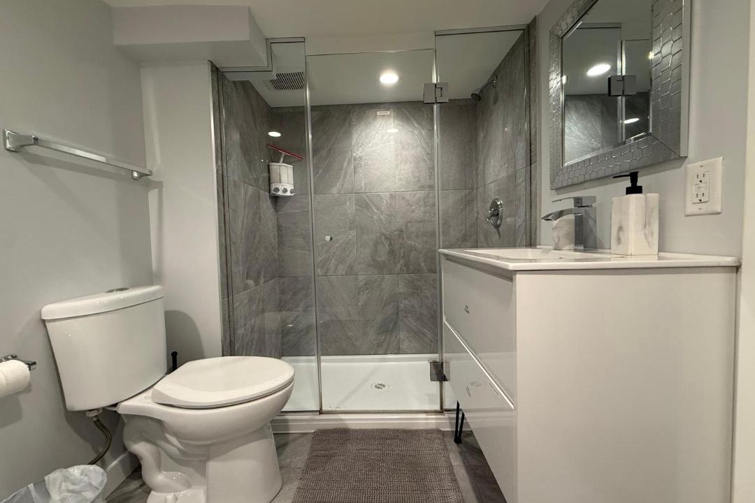 Photo of Bathroom in Riley Park