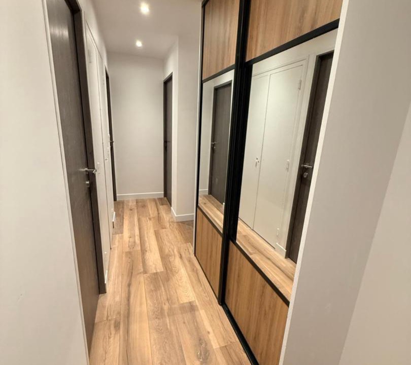 Photo of Others in Albertville