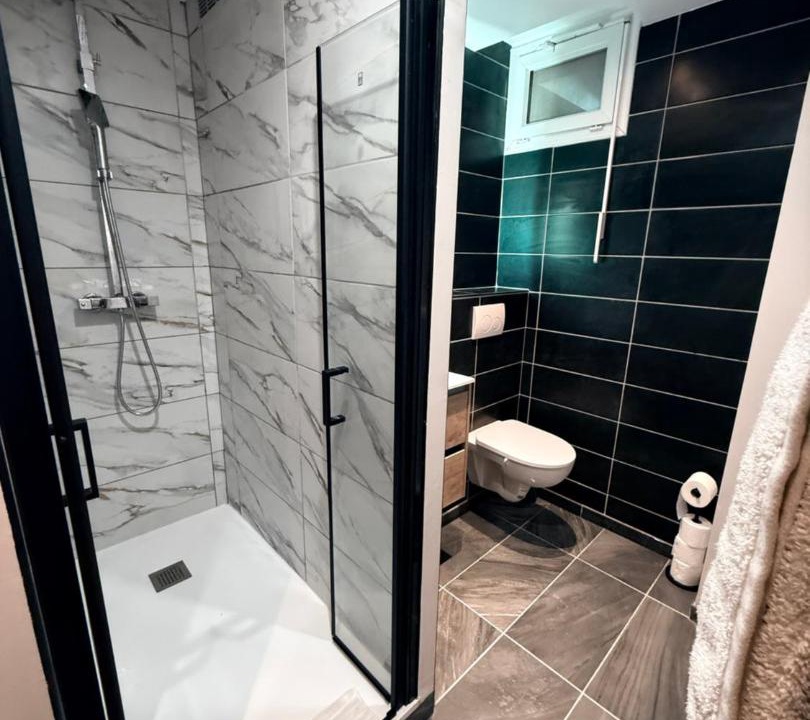 Photo of Bathroom in Albertville