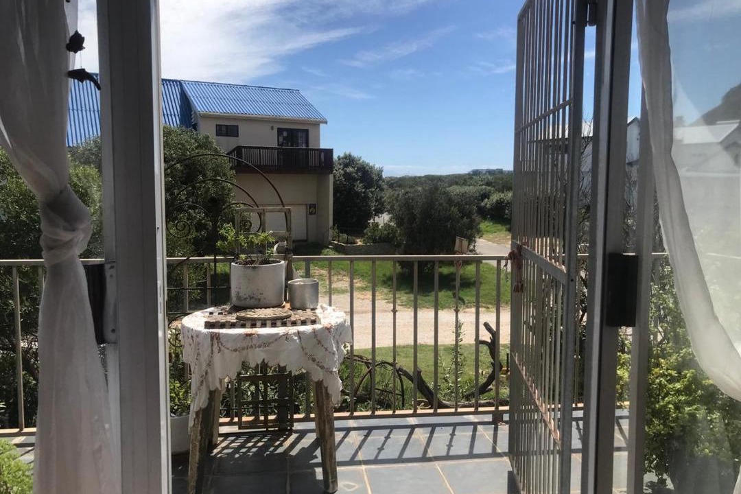Photo of Patio Balcony in Pringle Bay