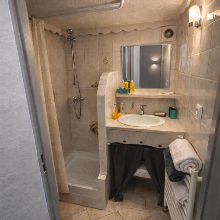 Photo of Bathroom in Pallud