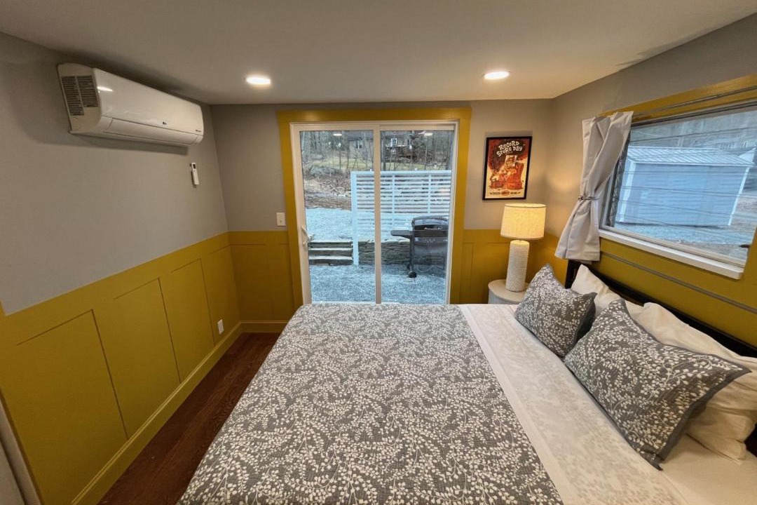 Photo of Bedroom in White Mills