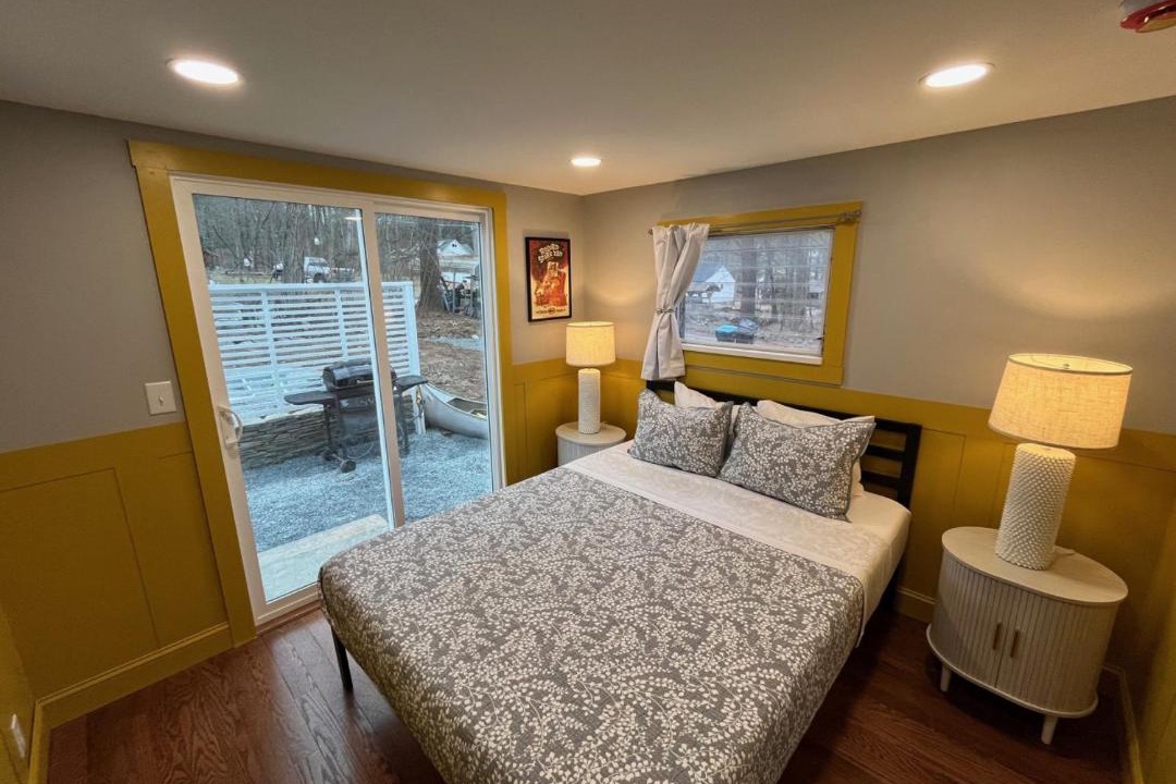 Photo of Bedroom in White Mills