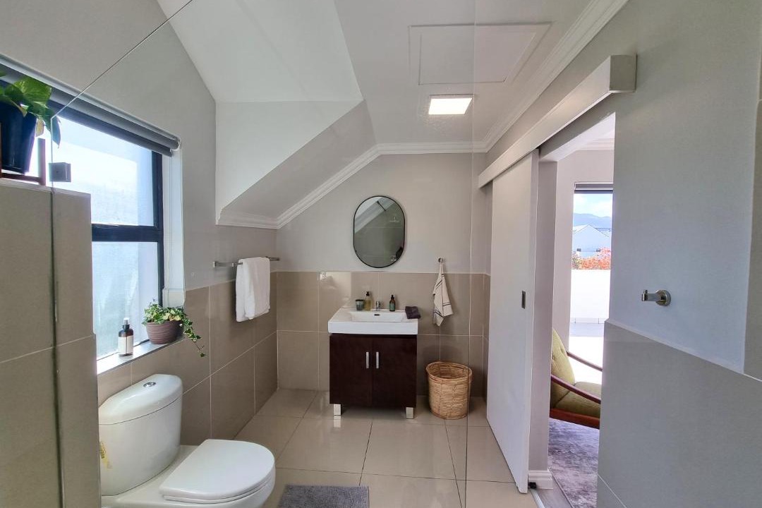 Photo of Bathroom in Westcliff