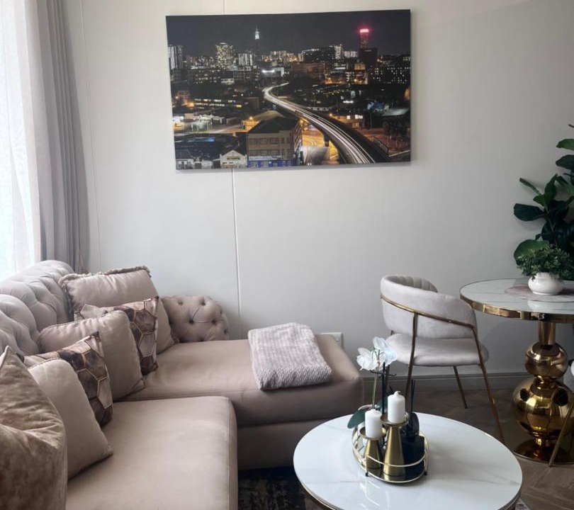 Photo of Livingroom in Greater Johannesburg Metropolitan Area