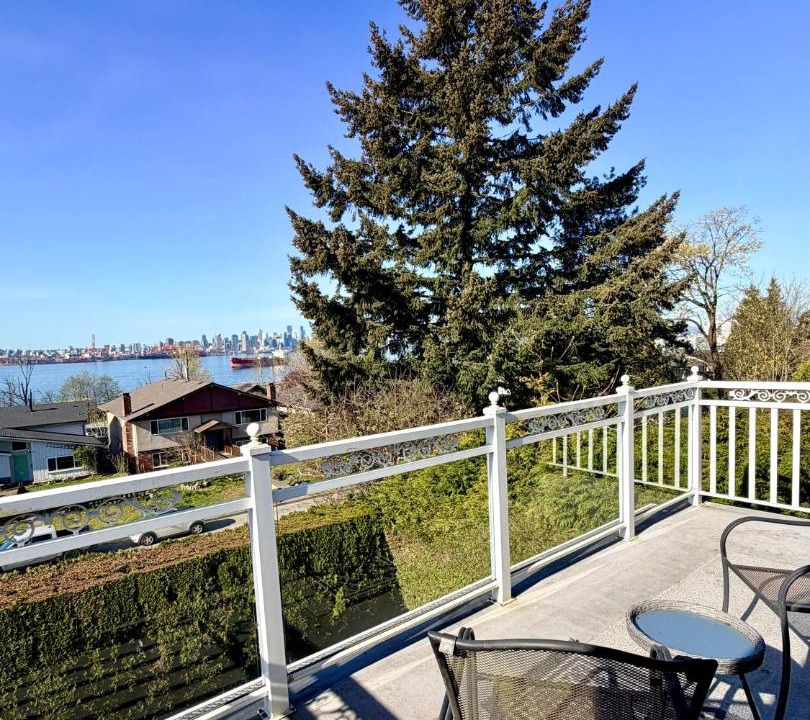 Photo of Patio Balcony in Lower Lonsdale