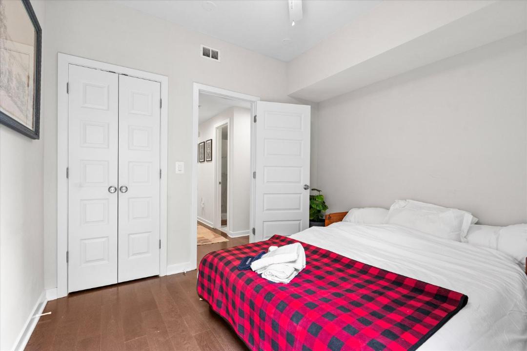 Photo of Bedroom in Fairlawn