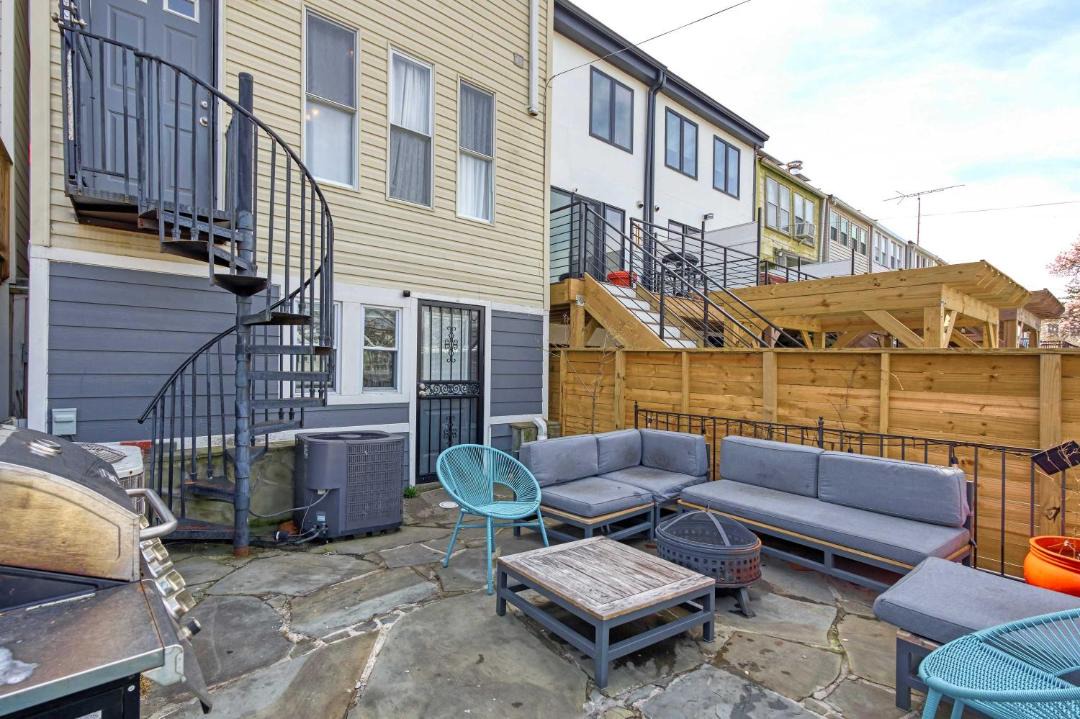 Photo of Patio Balcony in Brightwood Park