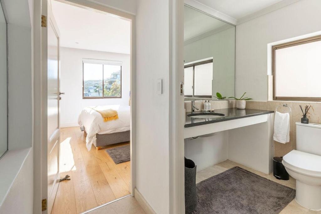 Photo of Bathroom in Bantry Bay