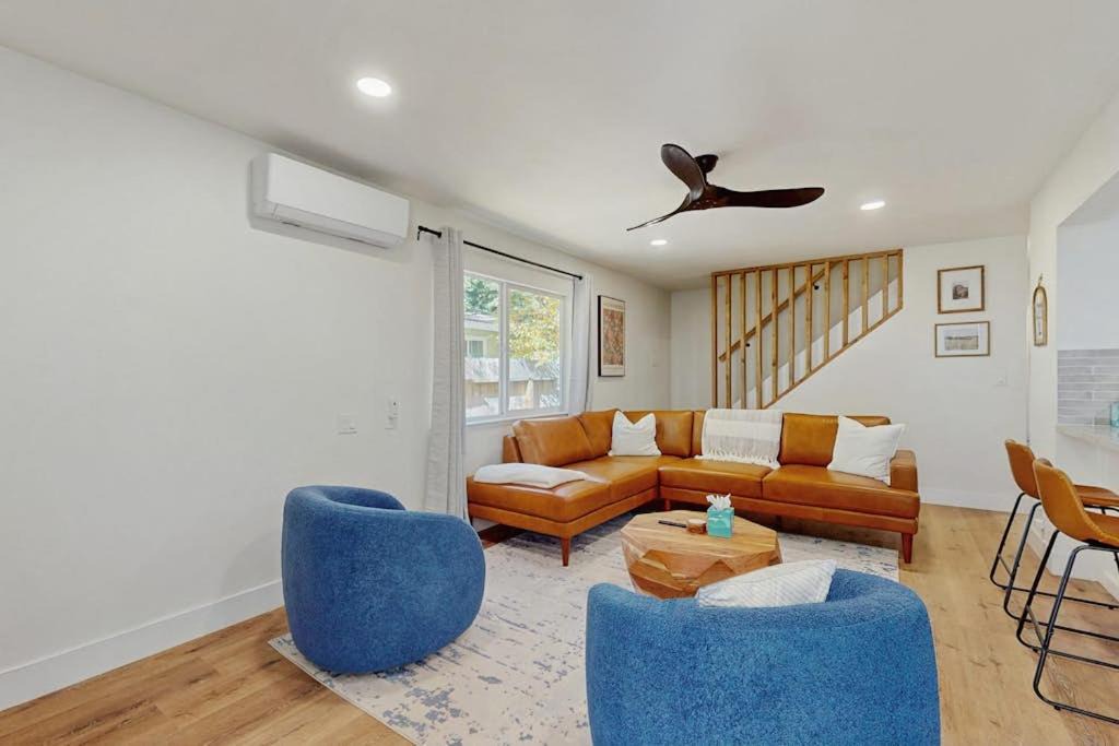 Photo of Livingroom in South Lake Tahoe