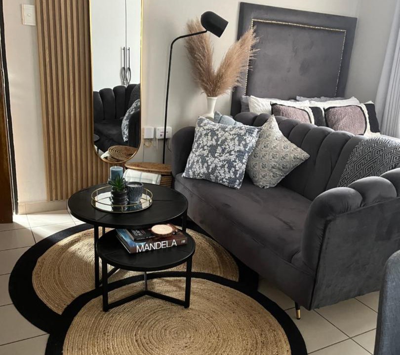 Photo of Livingroom in Greater Johannesburg Metropolitan Area