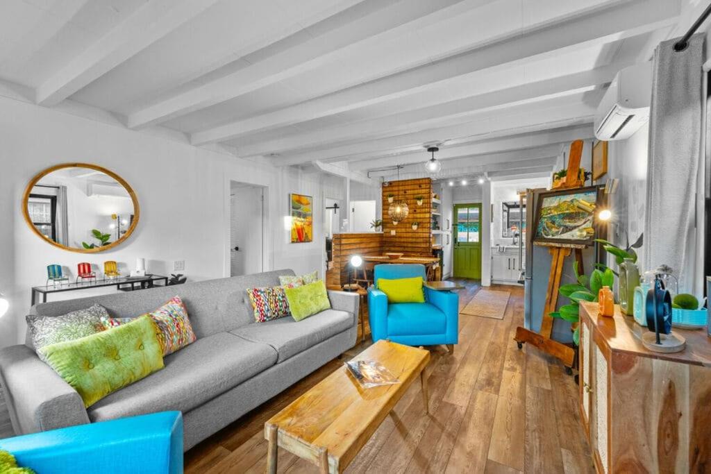 Photo of Livingroom in Silver Strand