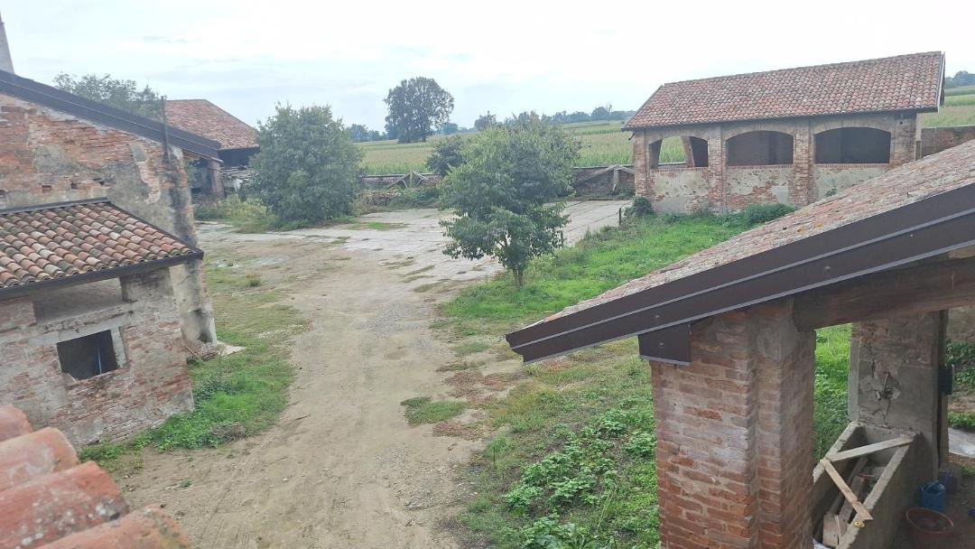 Photo of Buildings in Maleo