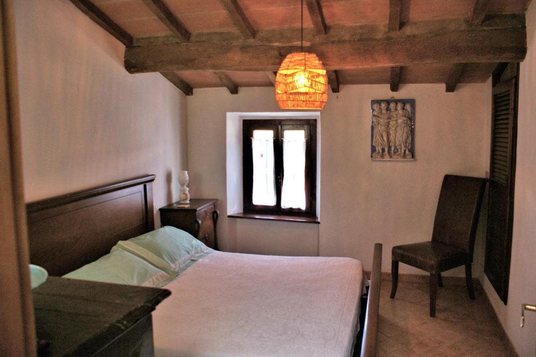 Photo of Bedroom in Legoli