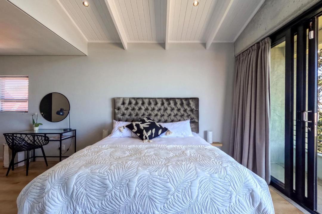 Photo of Others in Sandbaai